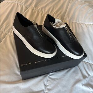 Steve Madden Gratis Black Leather Sneakers